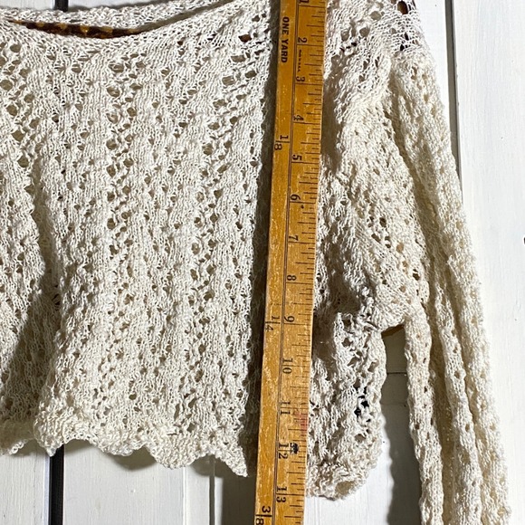 Cream Boho Crochet Crop Top Size Medium Stretch Festival Fairy - Picture 5 of 5